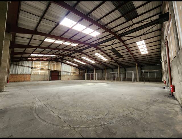 8,000M² WAREHOUSE FOR SALE IN JUPITER